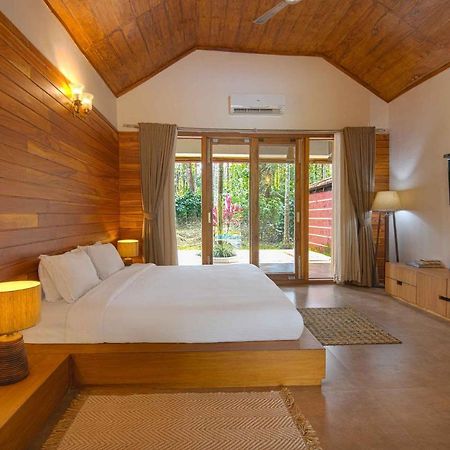 Stayvista At Tall Silver With Infinity Pool & Breakast Мадикери Екстериор снимка